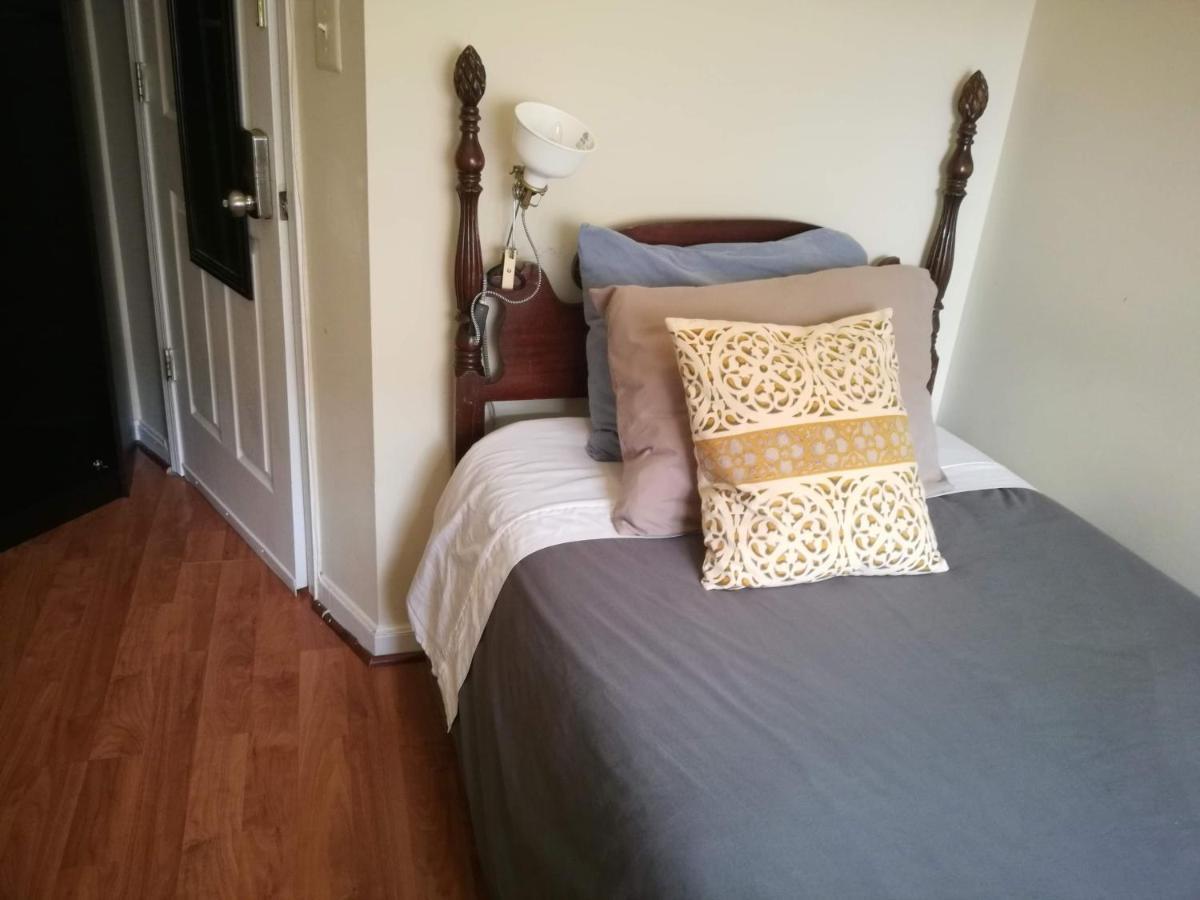 Center Dc Room-private Bath * Washington