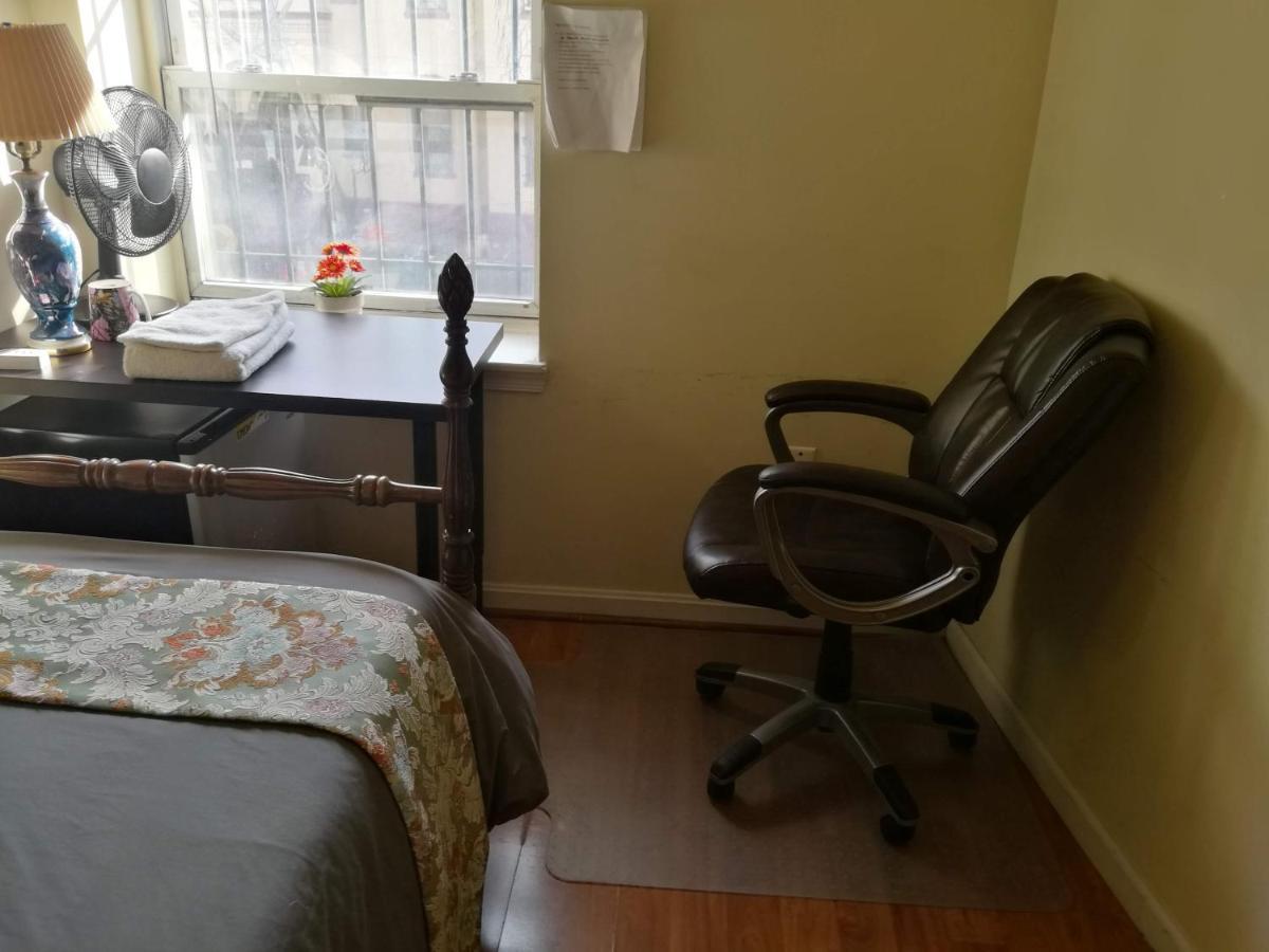 Center Dc Room-private Bath *
